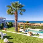 Villa Mary's Nea Artaki